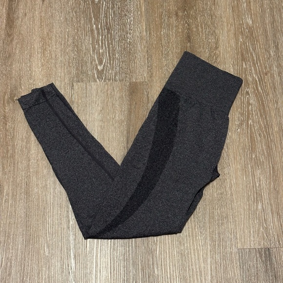 Contour Seamless Leggings- Dark Grey- Large - Picture 4 of 5